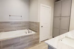 2422 Maufferd St, Houston, TX 77009 - Photo 23