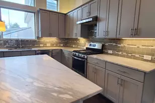 2422 Maufferd St, Houston, TX 77009 - Photo 13