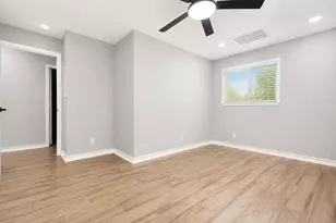 10615 Piping Rock Ln, Houston, TX 77042 - Photo 25