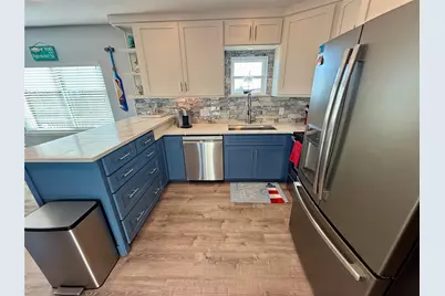 16719 Tahiti Way, Jamaica Beach, TX 77554 - Photo 11