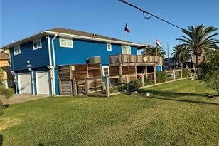 16719 Tahiti Way, Jamaica Beach, TX 77554 - Photo 3