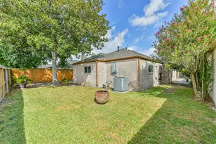 7815 Duffield Ln, Houston, TX 77071 - Photo 33