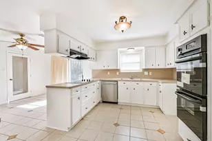 7815 Duffield Ln, Houston, TX 77071 - Photo 15