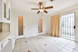 7815 Duffield Ln, Houston, TX 77071 - Photo 17