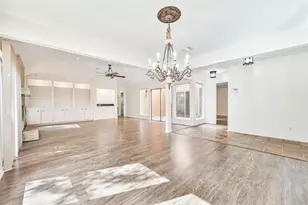 7815 Duffield Ln, Houston, TX 77071 - Photo 9