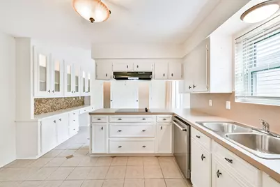 7815 Duffield Lane, Houston, TX 77071 - Photo 13
