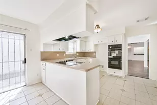 7815 Duffield Ln, Houston, TX 77071 - Photo 17