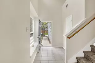 39 Camellia Grove Circle, The Woodlands, TX 77382 - Photo 9