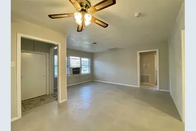 1112 Southampton Road, Angleton, TX 77515 - Photo 5