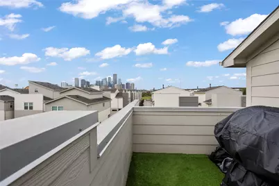 317 Eado Park Circle, Houston, TX 77020 - Photo 37