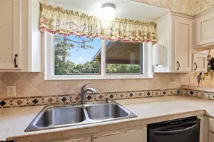 2007 Cannonade Dr, Pasadena, TX 77503 - Photo 11