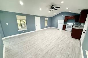 9013 Puritan Way, Rosharon, TX 77583 - Photo 5