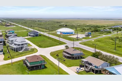 986 Tuna Drive, Crystal Beach, TX 77650 - Photo 29