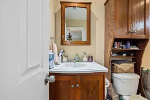 986 Tuna Dr, Crystal Beach, TX 77650 - Photo 17