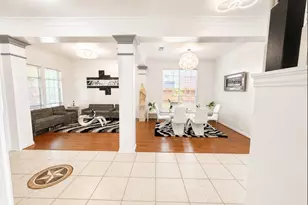 5507 Cranston Ct, Sugar Land, TX 77479 - Photo 9