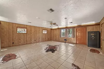 11535 Willis Waukegan Road, Conroe, TX 77303 - Photo 9