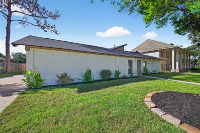 3006 Golden Hills Lane, Missouri City, TX 77459 - Photo 3