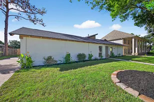 3006 Golden Hills Ln, Missouri City, TX 77459 - Photo 3