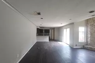 5755 Easthampton Dr, Houston, TX 77039 - Photo 3