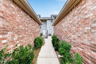 2034 Glencove Drive, Seabrook, TX 77586 - Photo 33