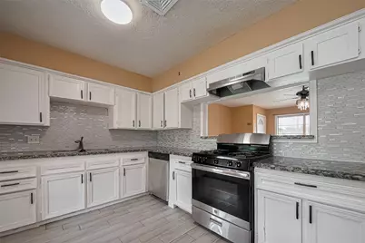 626 Shawnee Street, Houston, TX 77034 - Photo 1