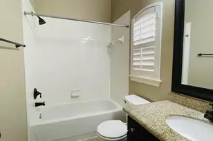 2710 Grants Lake Blvd, Sugar Land, TX 77479 - Photo 7