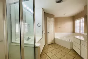 2710 Grants Lake Blvd, Sugar Land, TX 77479 - Photo 9