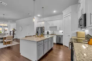 5740 Petty St, Houston, TX 77007 - Photo 11