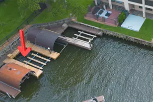 347 Old Aqua Landing E, Conroe, TX 77356 - Photo 3