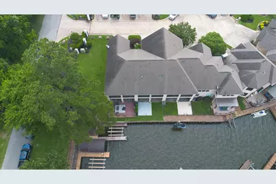 347 Old Aqua Landing E, Conroe, TX 77356 - Photo 9