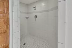 1740 Crownover Rd, Houston, TX 77080 - Photo 17