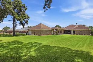 3774 Champions Dr, Beaumont, TX 77707 - Photo 39