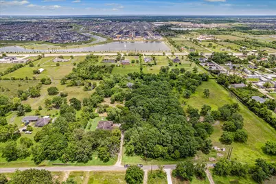 4503 County Road 888 Road, Rosharon, TX 77583 - Photo 9