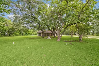 4503 County Road 888 Road, Rosharon, TX 77583 - Photo 3