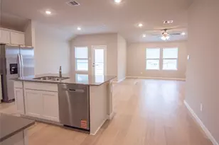 1722 San Jacinto Dr, Brenham, TX 77833 - Photo 5