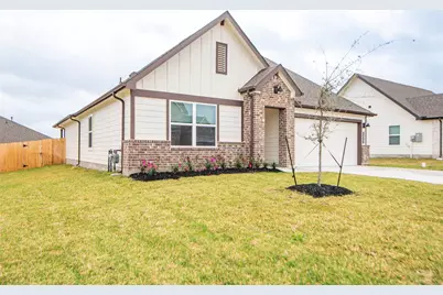 1722 San Jacinto Drive, Brenham, TX 77833 - Photo 1