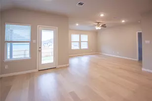 1722 San Jacinto Dr, Brenham, TX 77833 - Photo 9