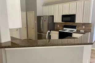 118 N Willow Point Cir, The Woodlands, TX 77382 - Photo 3