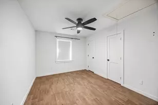 9715 Greenwillow St, Houston, TX 77096 - Photo 17