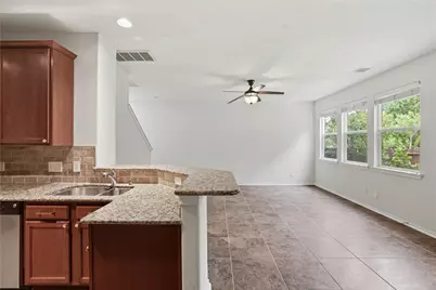 323 Bloomhill Place, Magnolia, TX 77354 - Photo 7