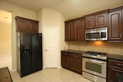 3107 Crystal Cascade Lane, League City, TX 77573 - Photo 7