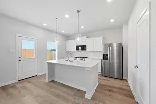 11409 Lucky Fls Dr, Houston, TX 77047 - Photo 5