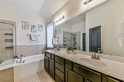 3050 Crape Myrtle Bend Lane, Dickinson, TX 77539 - Photo 15