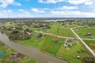 708 Winchester Trail, Angleton, TX 77515 - Photo 3