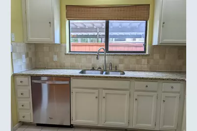 11711 Memorial Drive #133, Houston, TX 77024 - Photo 9