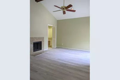 11711 Memorial Drive #133, Houston, TX 77024 - Photo 13