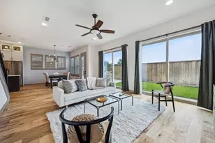 8706 Strongoak Ln., Houston, TX 77055 - Photo 11