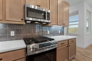 5218 Sage Hls Dr, Iowa Colony, TX 77578 - Photo 9