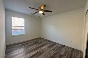 11927 Mule Springs Dr, Houston, TX 77034 - Photo 9