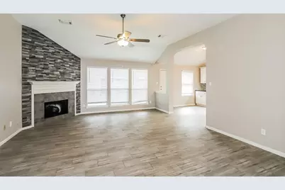 5113 Orange Blossom Court, League City, TX 77573 - Photo 3